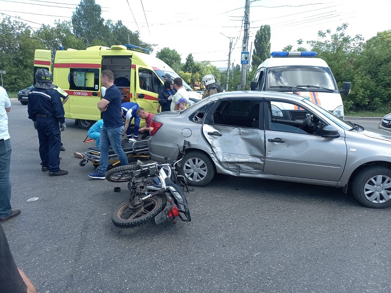 Фото аварий автомобилей в вечернее время