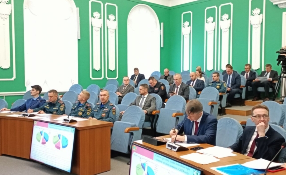 Костромские службы жизнеобеспечения в новогодние праздники будут работать в усиленном режиме Костромские службы жизнеобеспечения в новогодние праздники будут работать в усиленном режиме