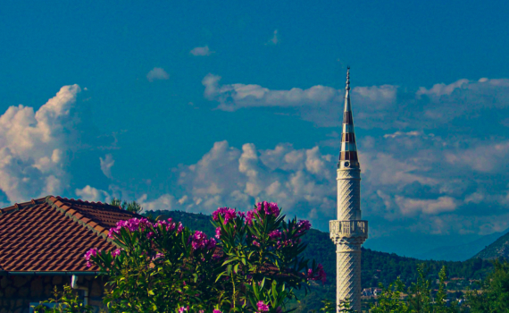 Трамп в любом случае стремится сохранять контакты с Москвой, заявил эксперт Трамп в любом случае стремится сохранять контакты с Москвой, заявил эксперт