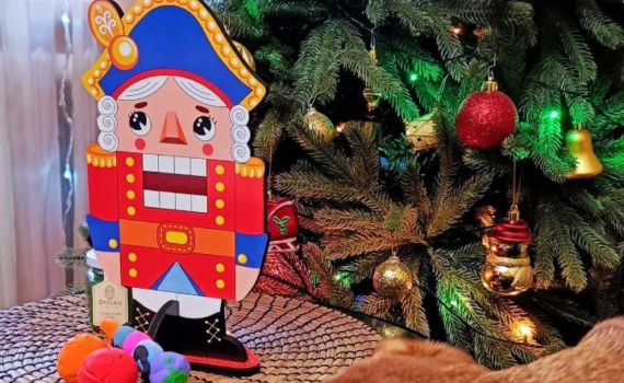 Ваш дом пахнет праздником, а не жареным: эко-лайфхаки с арома-оружием для волшебной атмосферы