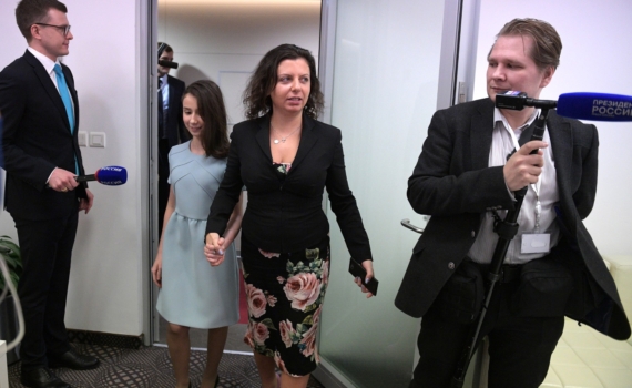 Симоньян поделилась трагедией: как врачи спасли её детей — понадобилась реанимация Симоньян поделилась трагедией: как врачи спасли её детей — понадобилась реанимация